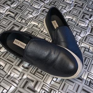 Steve Madden slip ons